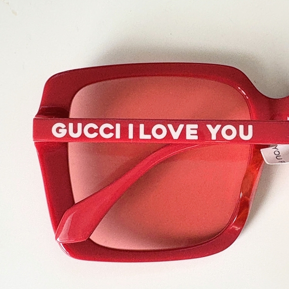 NWT - Gucci Red I Love You Square Sunglasses And Case - Picture 4 of 16